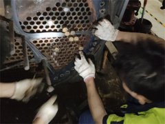 中央空調(diào)冷水機(jī)組管道破裂，永安昌盛專業(yè)維修上門服務(wù)